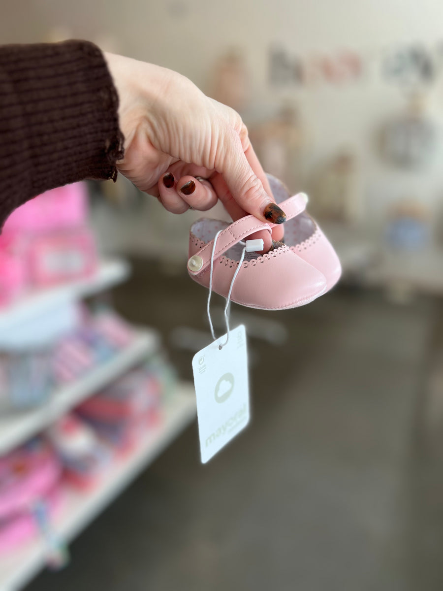 Newborn Mary Jane Shoes - Baby Rose – Hooray Children's Shoppe