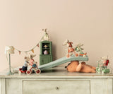 Tricycle Hanger for Mice, Coral