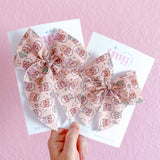 Nutcrackers Bow - Large on Clip